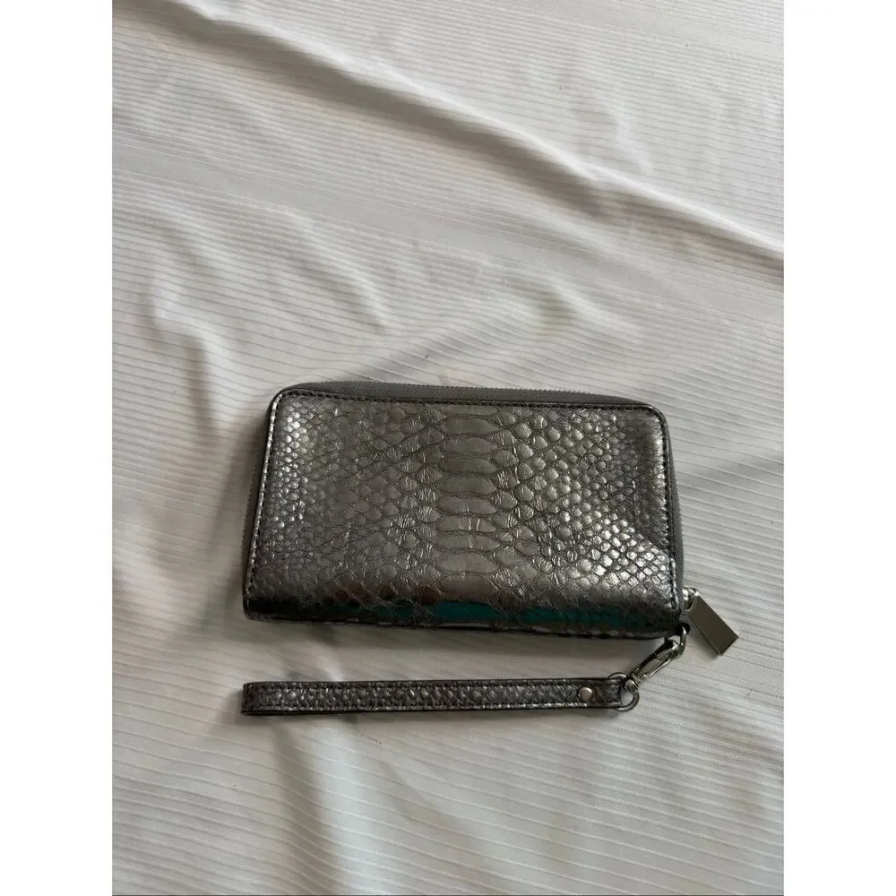 Michael Kors Large Flat Leather Multi Function Phone Case - Pewter